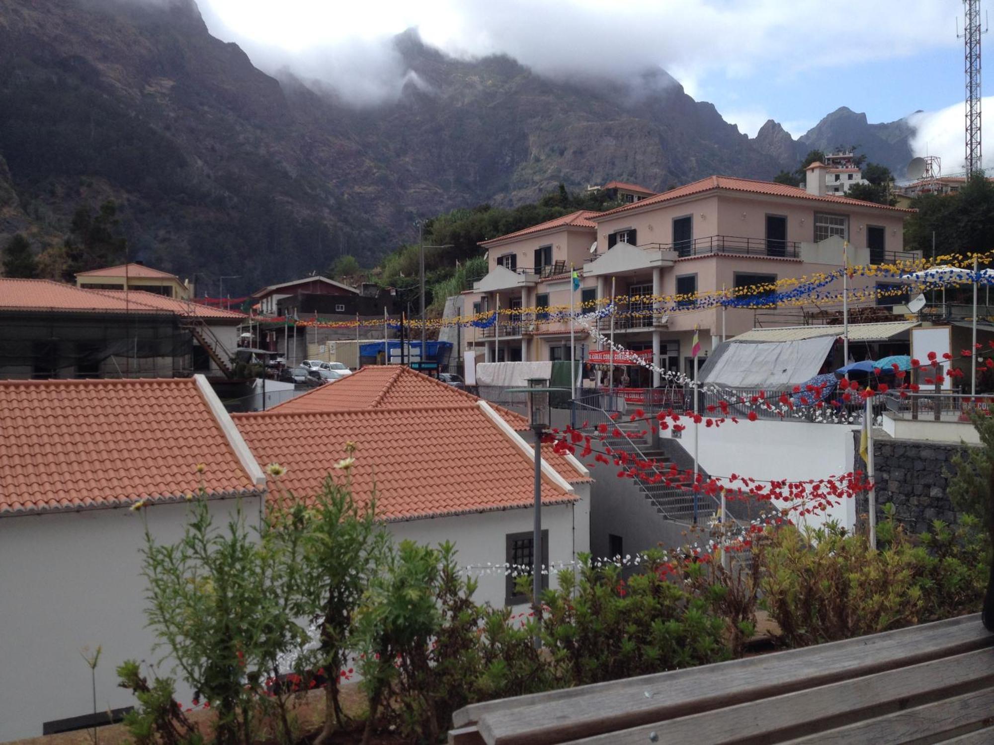 Valley Of Nuns Holiday Apartments Curral Das Freiras Екстер'єр фото