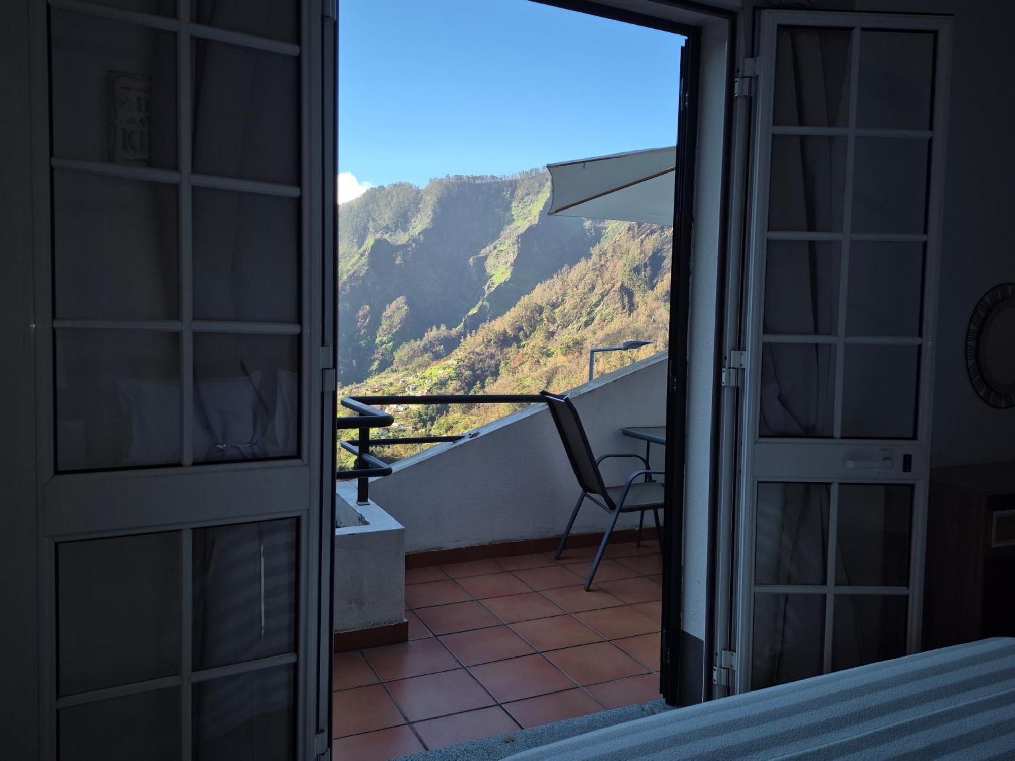 Valley Of Nuns Holiday Apartments Curral Das Freiras Екстер'єр фото