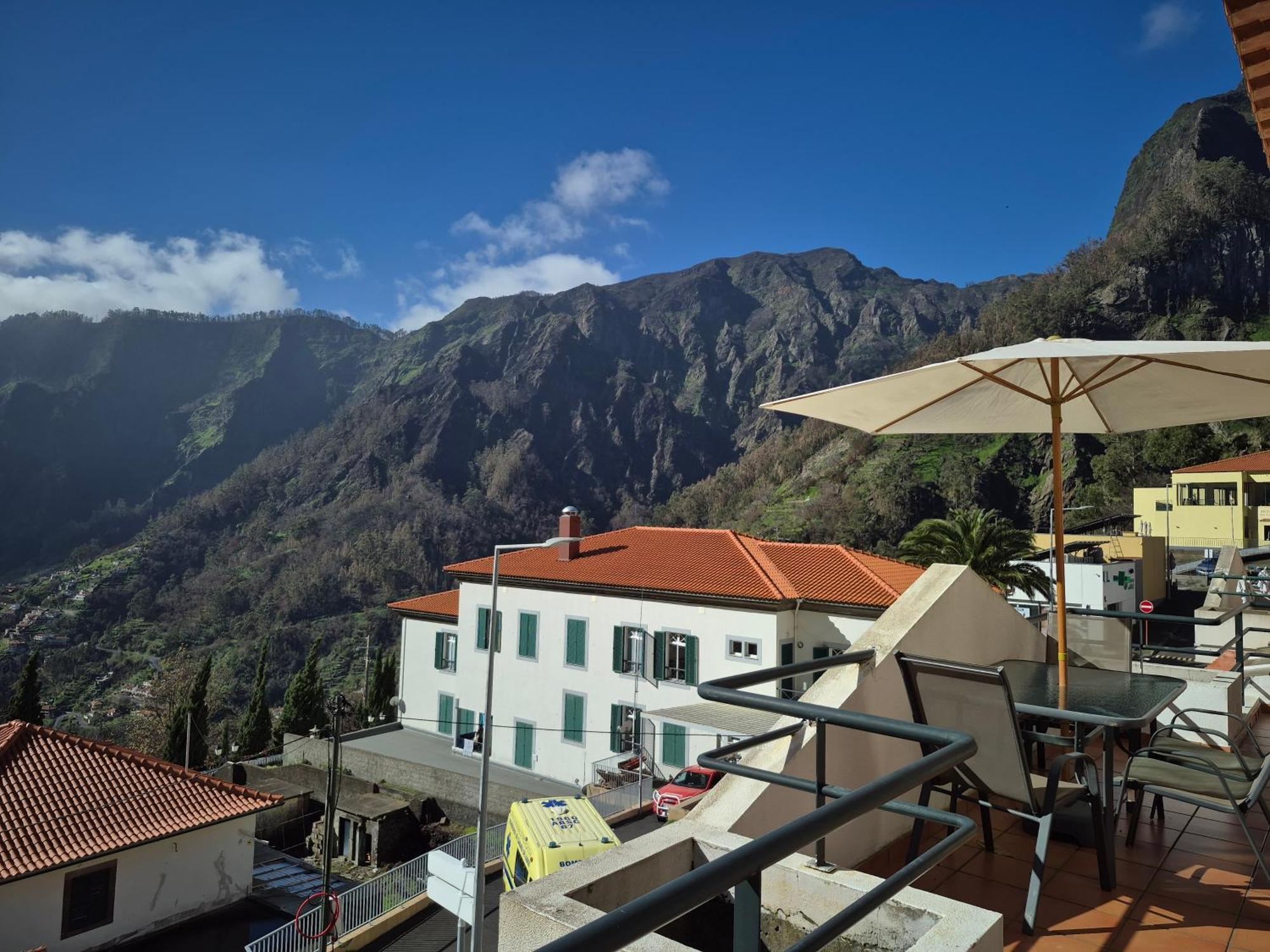 Valley Of Nuns Holiday Apartments Curral Das Freiras Екстер'єр фото
